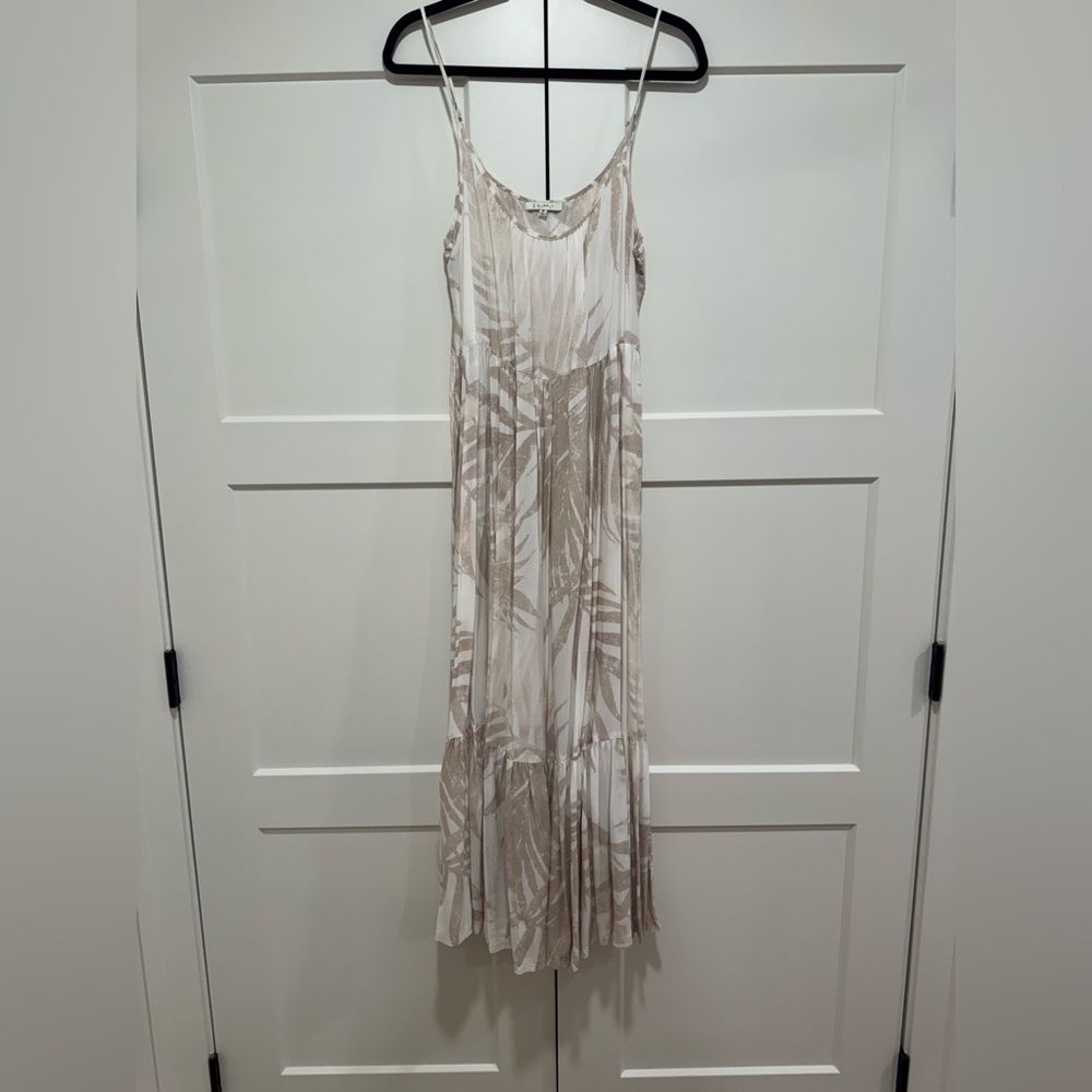 Z Supply Maxi Dress Cinched waist - Picture 2 of 4
